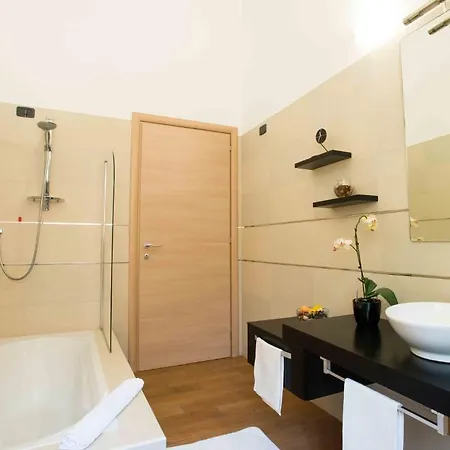 L'albero Dei Limoni Bed and Breakfast 4*